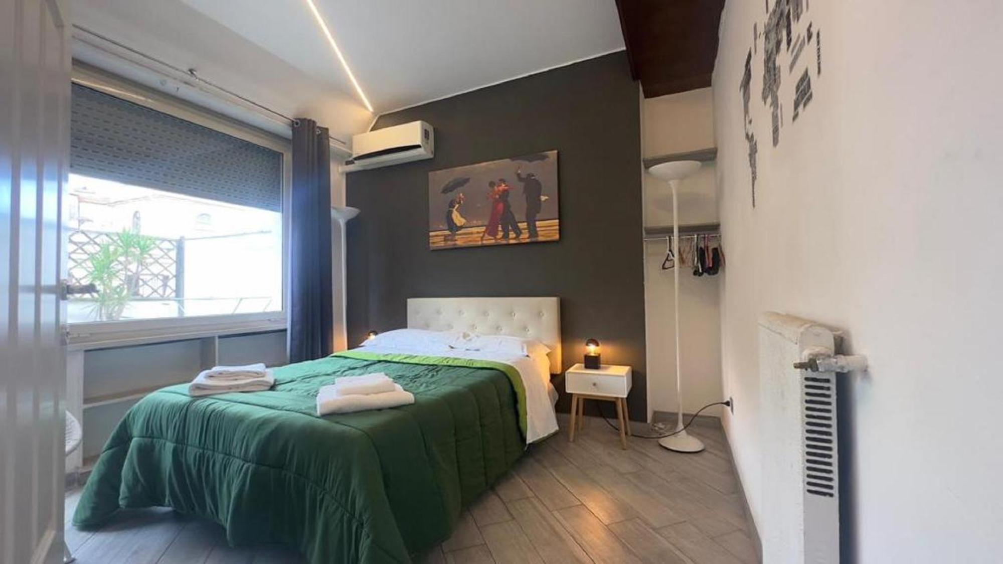 Rome Apartment With Terrace Autonomous Rom